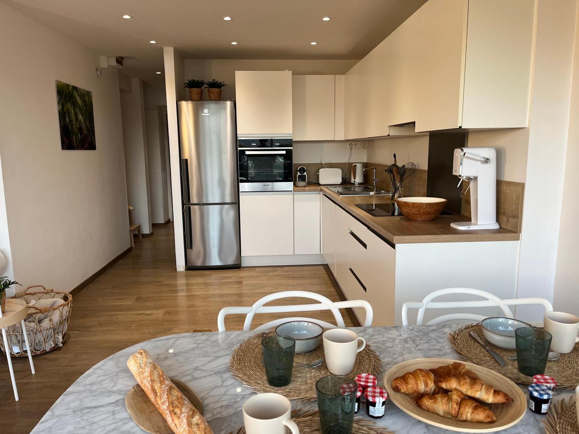 Terrasse Vue Mer - Appartement 6 Pers, 3 Chambres Et Parking A St Tropez سان تروبيه المظهر الخارجي الصورة
